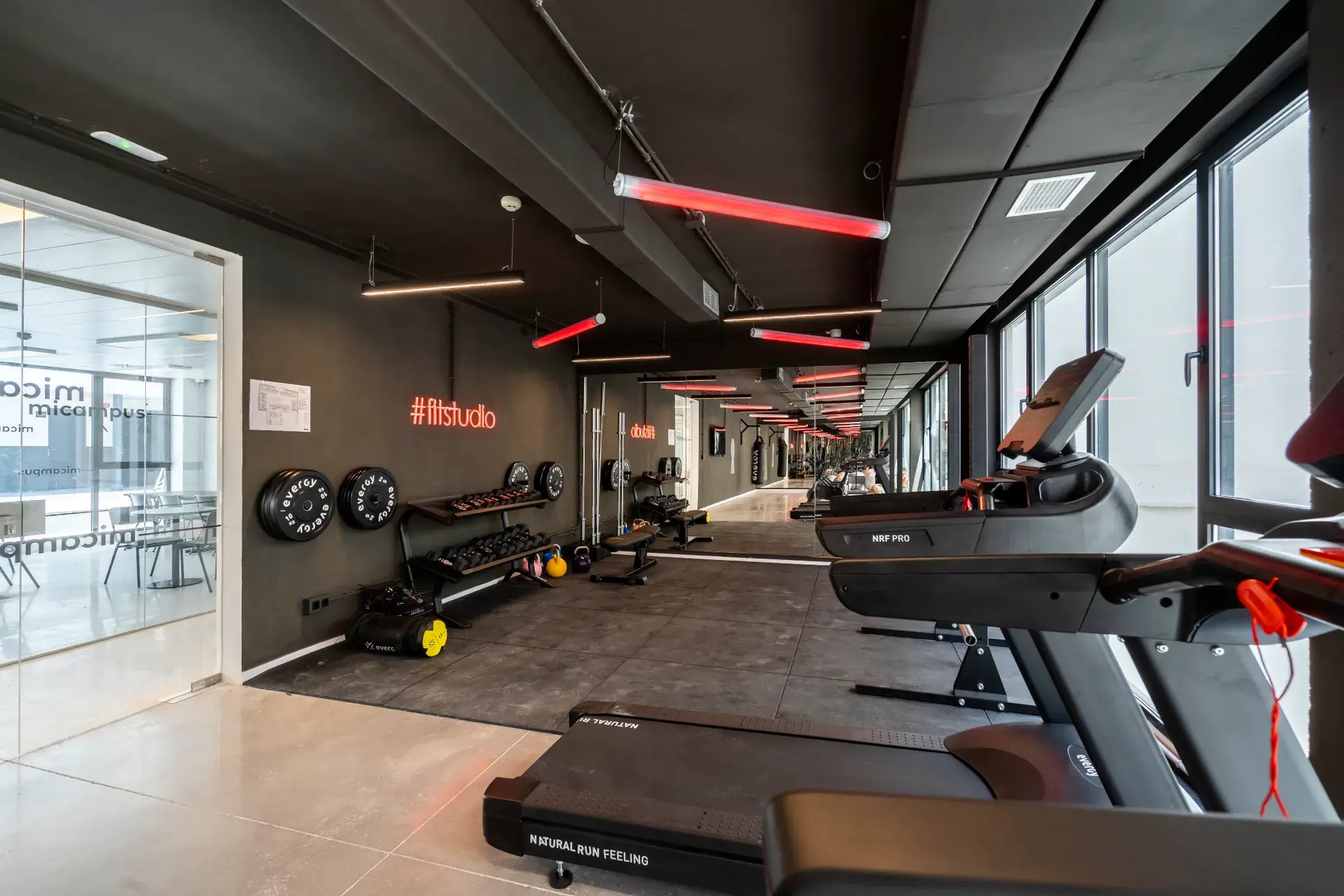 football-academy-with-accommodation-gym